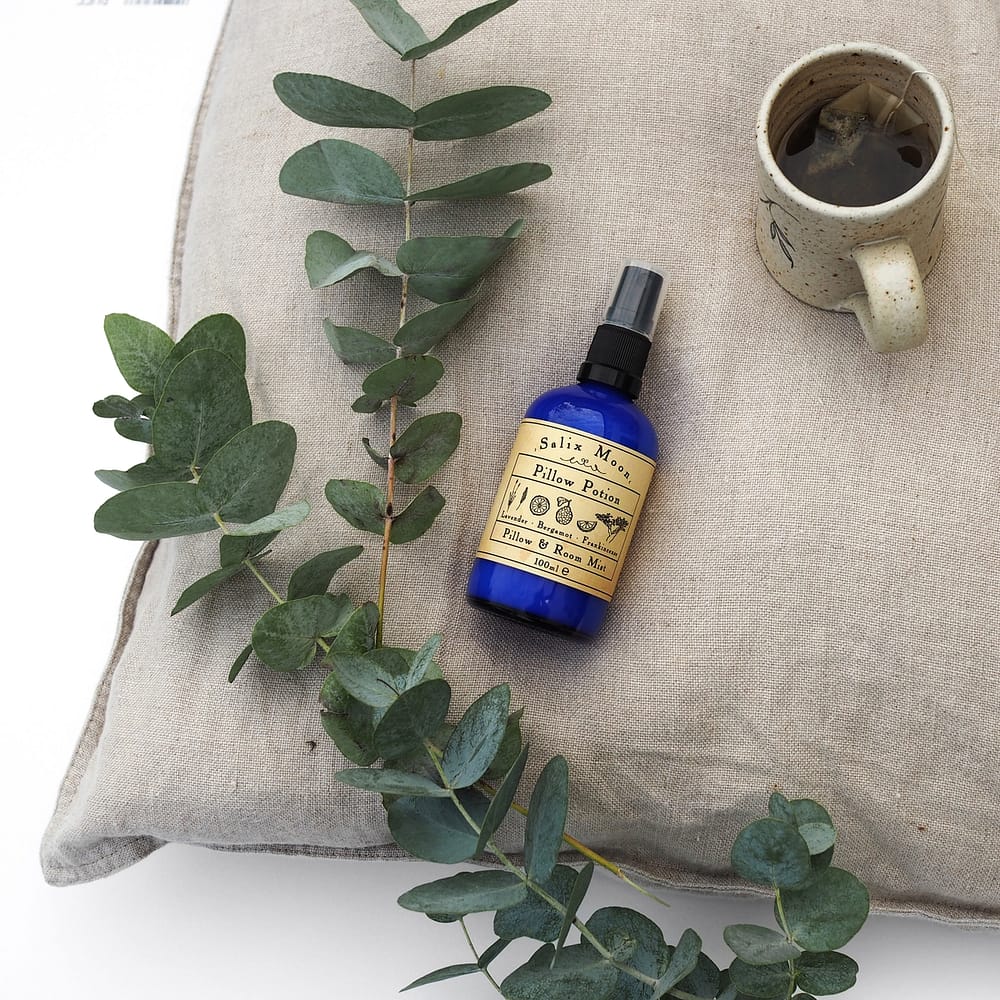 salix moon apothecary - pillow potion