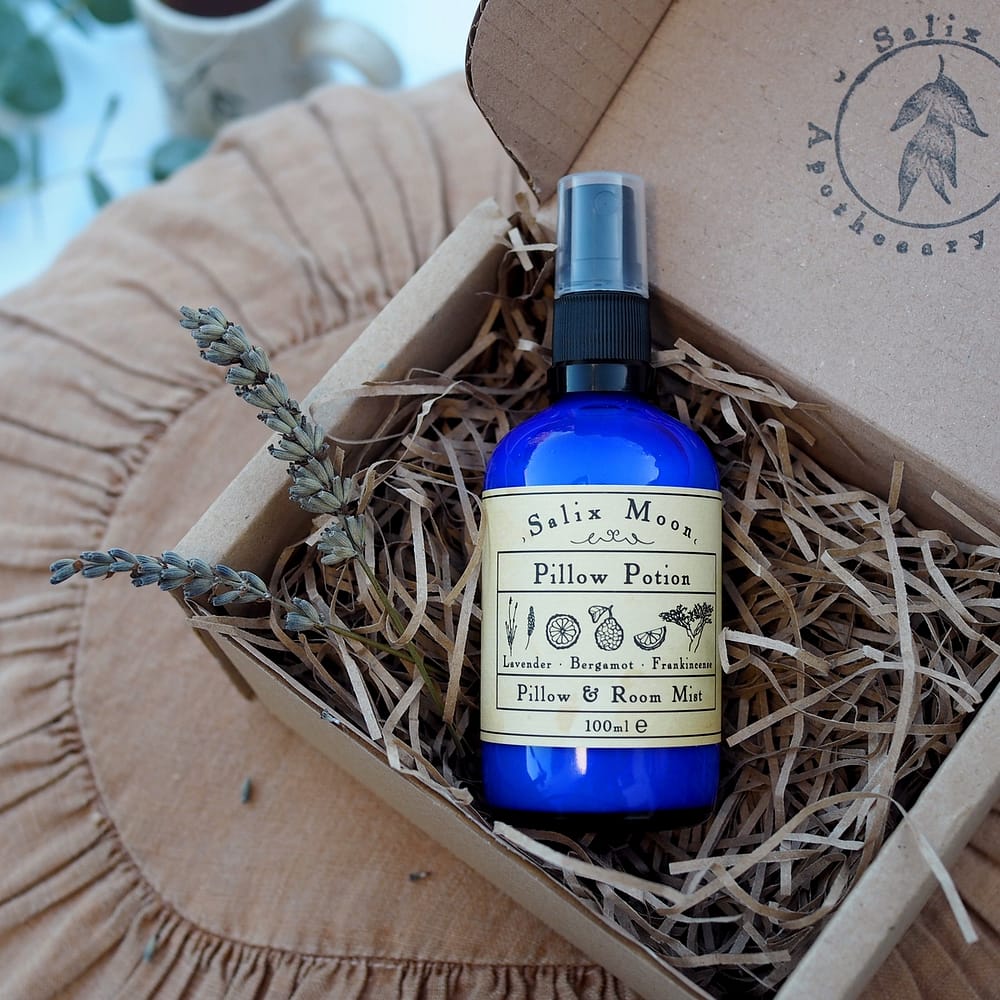 salix moon apothecary - pillow potion