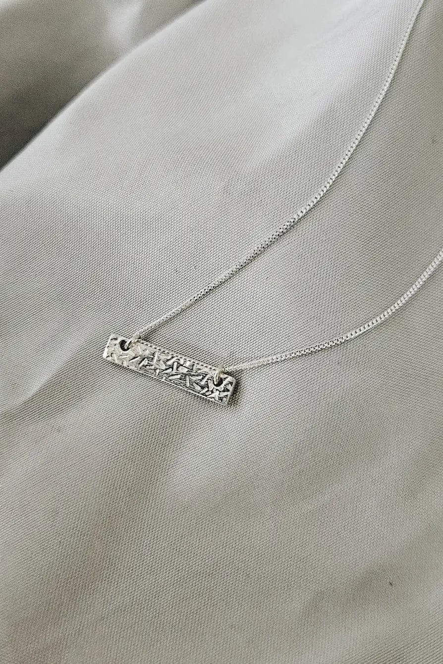 Textured Bar Necklace - Image 4