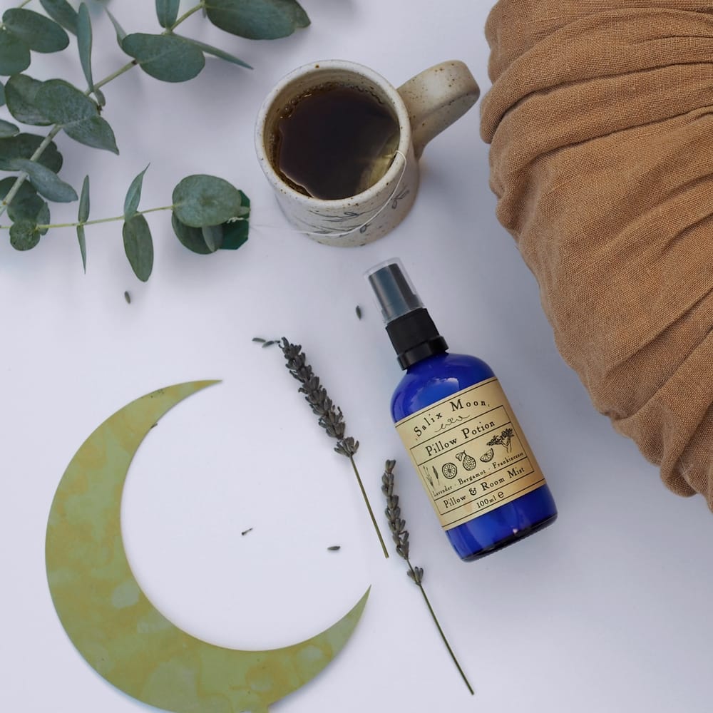 salix moon apothecary - pillow potion